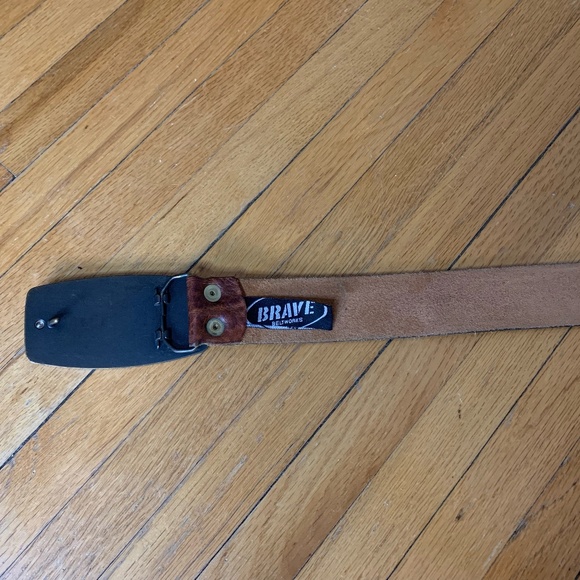 🇨🇦 BRAVE Leather Belt with unique buckle - Picture 4 of 8